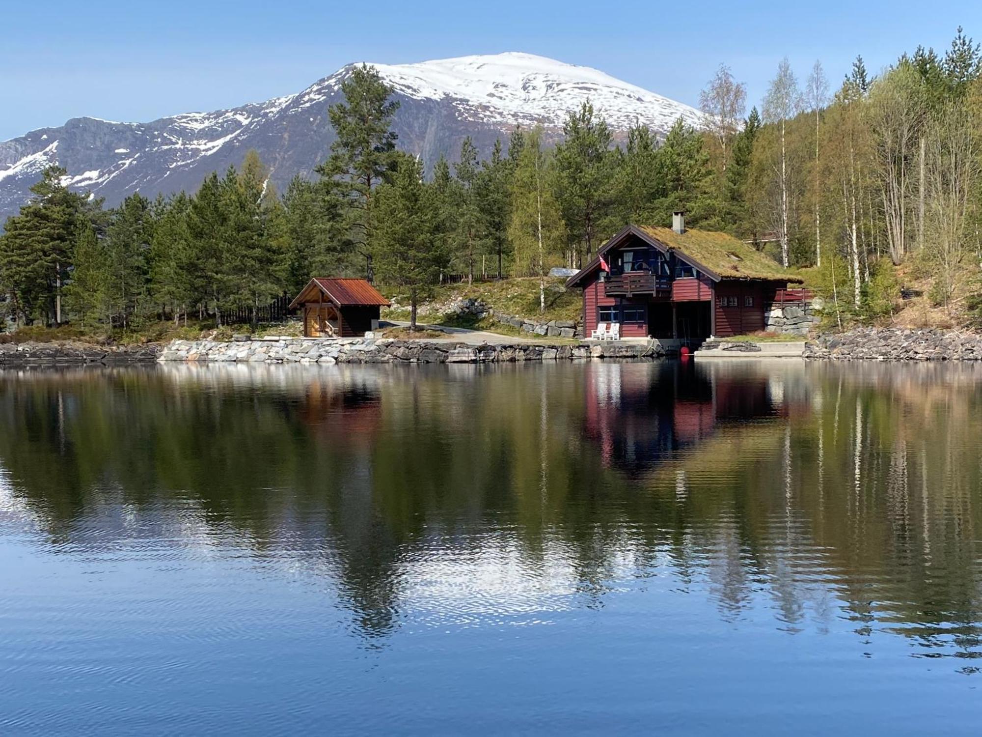 Naustloftet Villa Hornindal Екстериор снимка