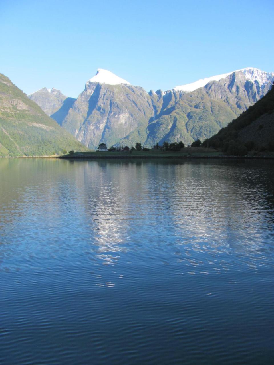 Naustloftet Villa Hornindal Екстериор снимка