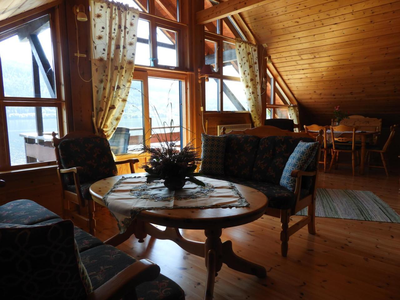Naustloftet Villa Hornindal Екстериор снимка