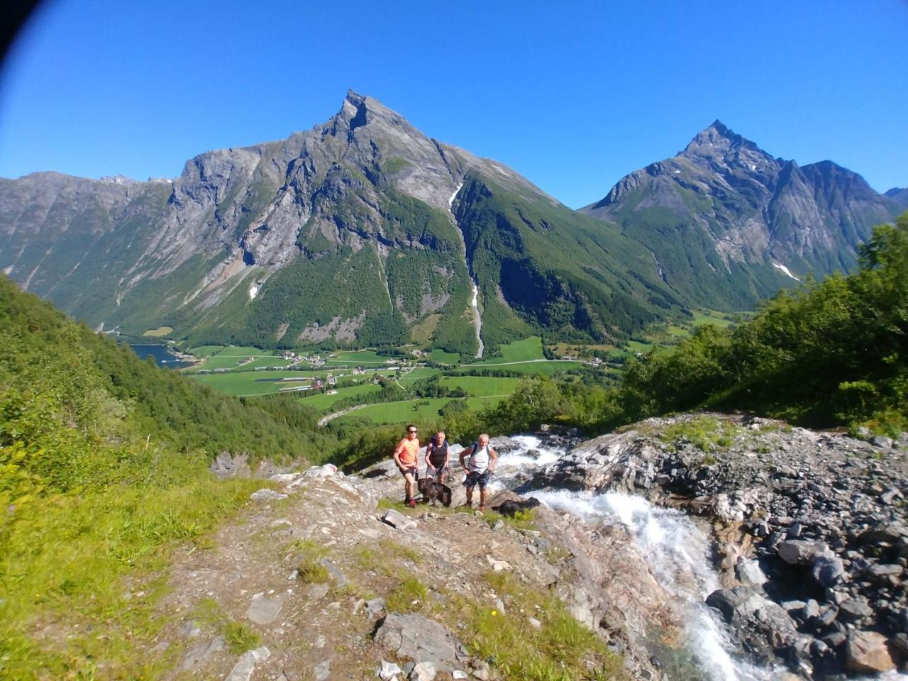 Naustloftet Villa Hornindal Екстериор снимка